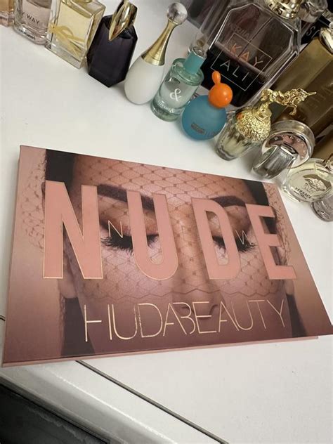 Huda Beauty The New Nude Palette