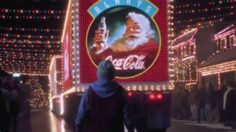 Coca Cola destaca su línea Zero en campaña de Navidad LatinSpots