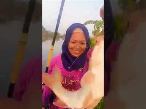 Angler Wanita Strike Babon Tombro Youtube