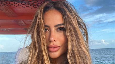 Rafaella La Hermana De Neymar Que Se Roba La Atención En Redes