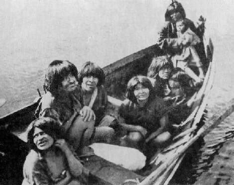 navegando en las profundidades de una vida ancestral sobre la etnia