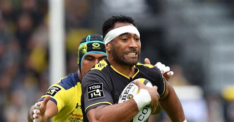 La Rochelle Fait Tomber Le Leader Clermontois