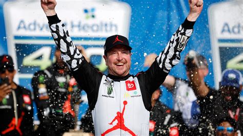 Concussed Nascar Champion Kurt Busch To Step Away From Sport