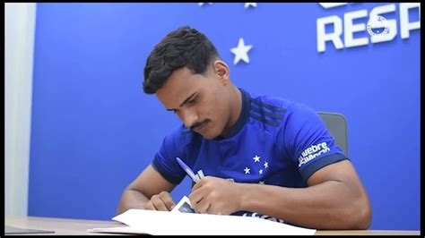 Cruzeiro Renova Lateral Kaiki At Dezembro De Cruzeiro Ge