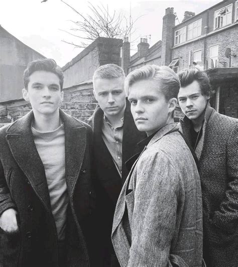 Harry Fionn Whitehead Jack Lowden And Tom Glynn Carney On The Front