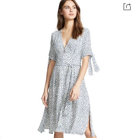 Faithfull The Brand Dresses Faithful The Brand Nina Vneck Dress