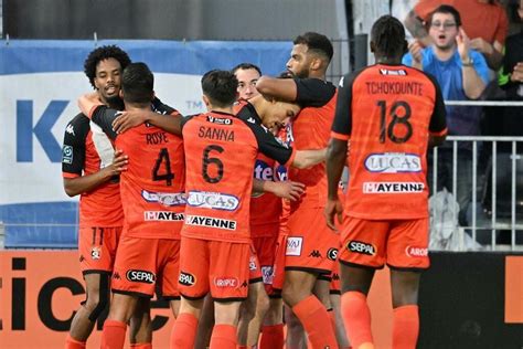 Ligue Stade Lavallois D But Grenoble Fin Contre Metz Le