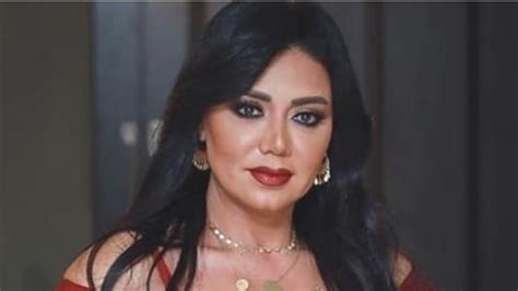 بفستان أسود رانيا يوسف تخطف الأنظار فى أحدث ظهور لها