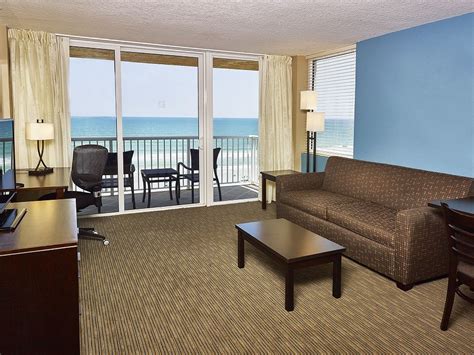 Holiday Inn Resort Daytona Beach Oceanfront Room Double with Living ...