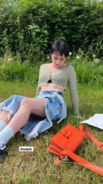 Maisie Williams Maisie Williams Nude Leaks Onlyfans Leaked Models