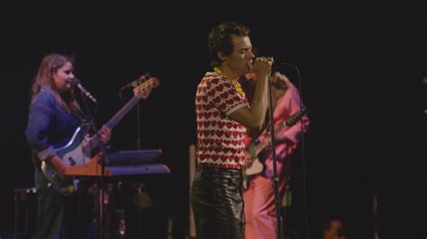 ‎Видеоклип Keep Driving Apple Music Live — Harry Styles — Apple Music