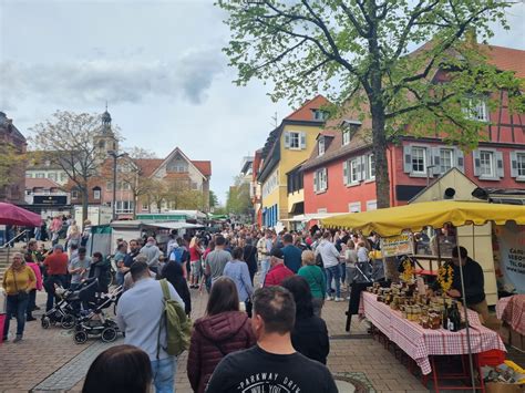 Wieslocher Herbstmarkt Mit Verkaufsoffenem Sonntag