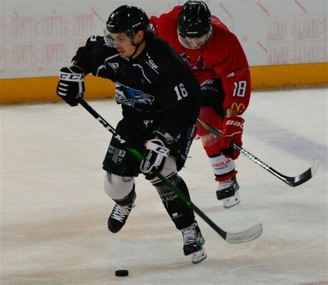 Hockey sur glace Match amical après la victoire de Gap face à