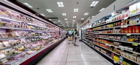 SUPERMERCATI APERTI EPIFANIA 2025 OGGI 6 GENNAIO Esselunga Coop