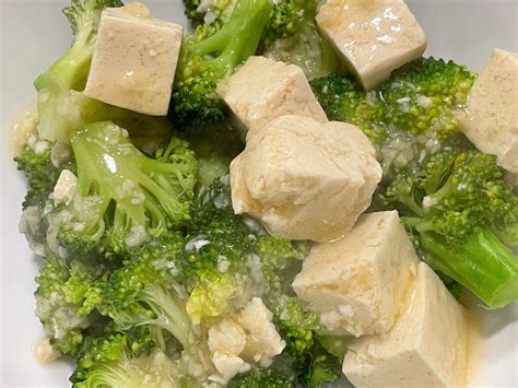 Broccoli And Tofu With Garlic Sauce The Busy Vegetarian