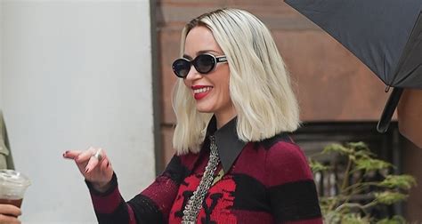 Emily Blunt Debuts Bleached Blonde Hair On The Devil Wears Prada 2 Set In NYC Anne Hathaway