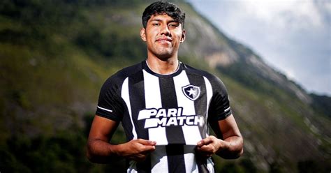 Botafogo Anuncia Luis Segovia Segunda Contrata O Da Temporada