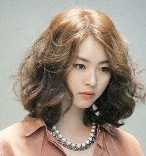 Short Hair Korean Wave Perm Wavy Haircut