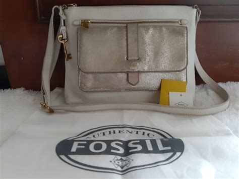 Fossil Kinley Large Crossbody Barang Mewah Tas And Dompet Di Carousell