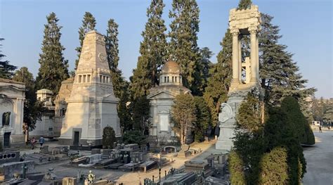 Il Monumentale Di Milano Quando Un Cimitero Diventa Un Museo Zeta