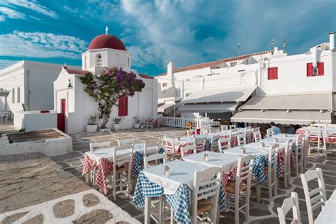 The Best Restaurants in Mykonos: Our 10 Picks - Effective Greece Travel