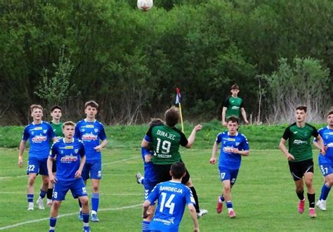 Poprad Muszyna Rozbity Sandecja Ii S Absza Od Dunajca Kolejarz Str E