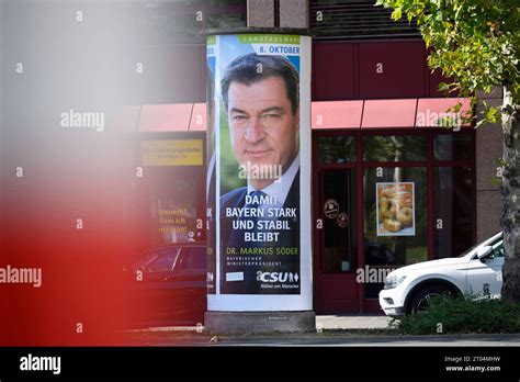 Ein Csu Wahlplakat Mit Dem Konterfei Von Ministerpr Sident Markus S Der