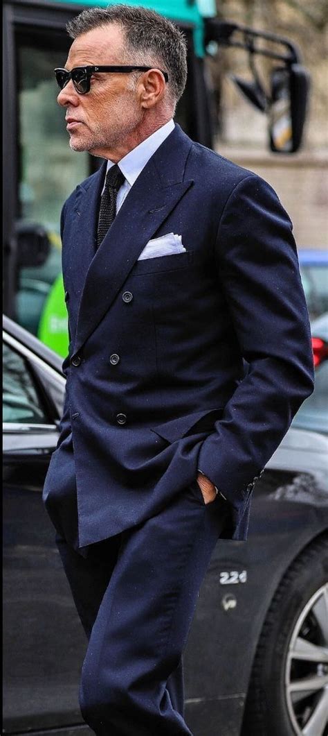 Pin by João Carlos on Cenas Mens fashion suits Well dressed men over