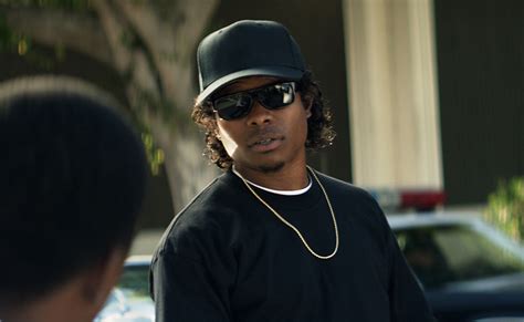 Movie Review Straight Outta Compton Pays Tribute To An Infamous Rap