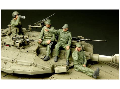 IDF Tank Crew | HLJ.com