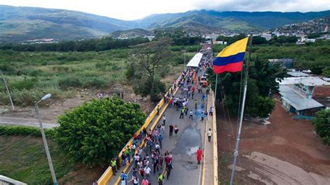 Tras siete años cerrada Colombia y Venezuela reabren su frontera común