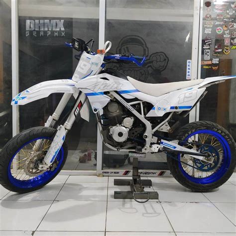 Decal Sticker Premium Full Body Klx 150 Lam Glossy Lazada Indonesia