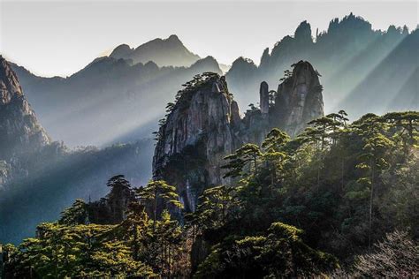 Huangshan Mountain Exploration Day Tour China | Compare Price 2023