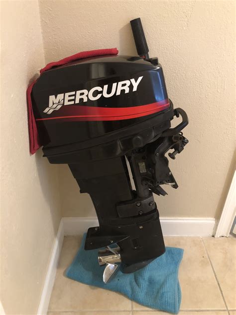 2001 Mercury 25 Hp Tiller Carbureted 2 Cylinder 2 Stroke 20 Outboard Motor Calvins Marine