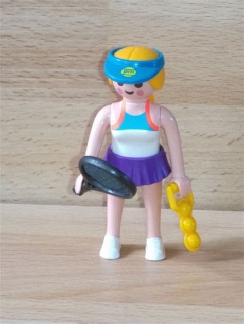 Joueuse De Tennis Playmobil 70160 Au Pays Des Enfants