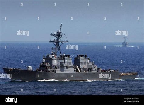 Marine Am Ricaine Le Destroyer Missiles Guid S Uss Mitscher Ddg