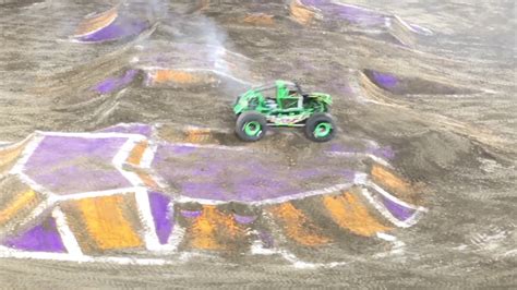 Monster Jam 21117 Anaheim Freestyle Champion Grave Digger Youtube