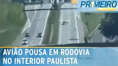 Avião faz pouso forçado em rodovia após falha no motor Primeiro