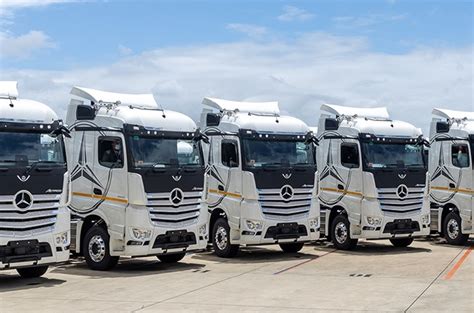 Daimler Celebrates 60 Years Of Assembling Commercial Vehicles In South