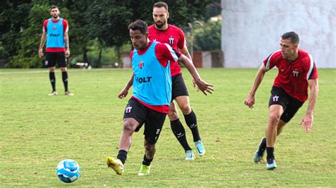 Novo Reforço Carlos Elogia Qualidade Do Elenco Botafoguense E Diz