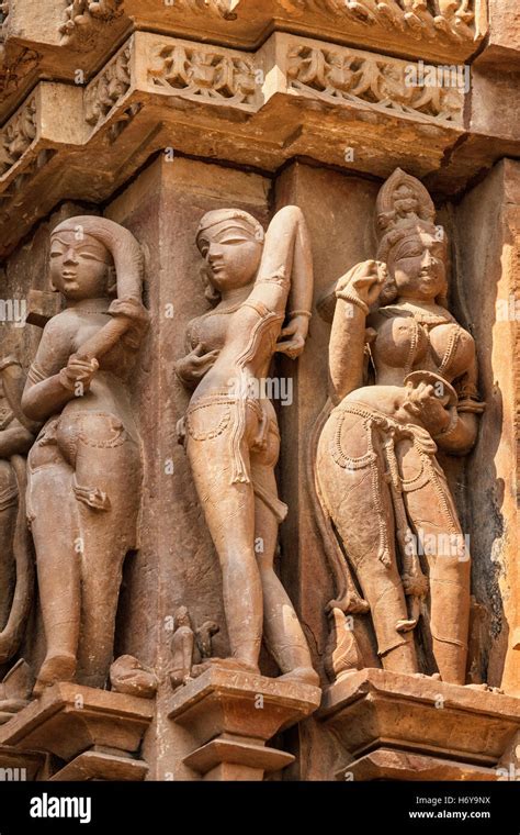 Célèbres Sculptures De Khajuraho Temples Inde Photo Stock Alamy