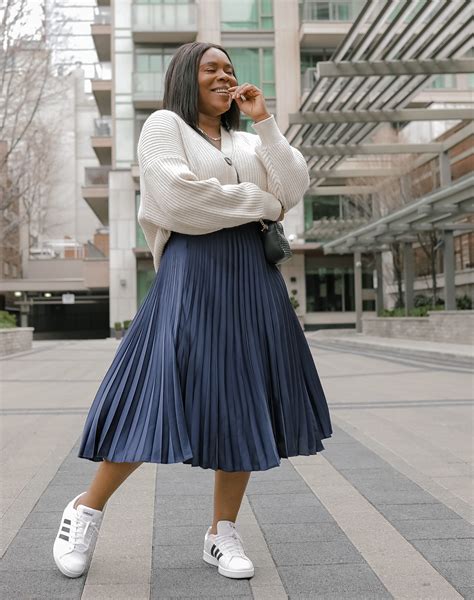 Pleated Skirt Pleated Skirt Outfit Curvy Outfits Outfits