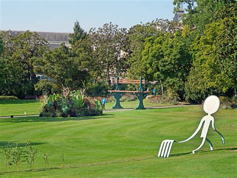 Le Jardin Des Plantes De Nantes Le Ratisseur Une Des Ins Flickr