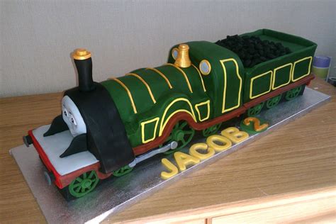 Emily Thomas The Tank Engine « Susie's Cakes