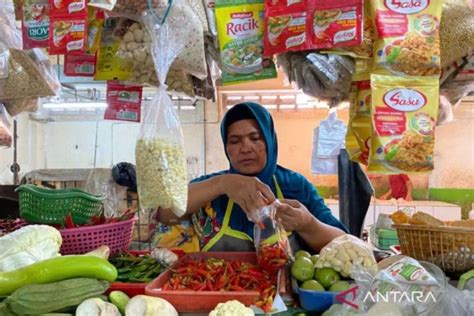 Food Station Pastikan Stok Beras Aman Jelang Ramadhan Antara News