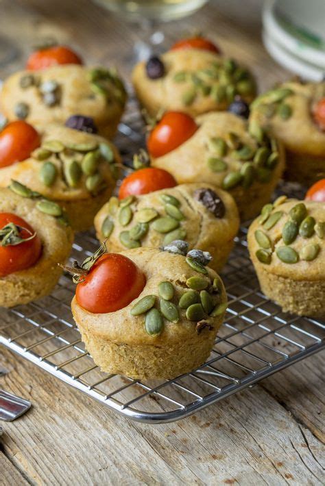 Muffin Salati Vegan Con Hummus Di Ceci Alle Erbe Vegolosi It