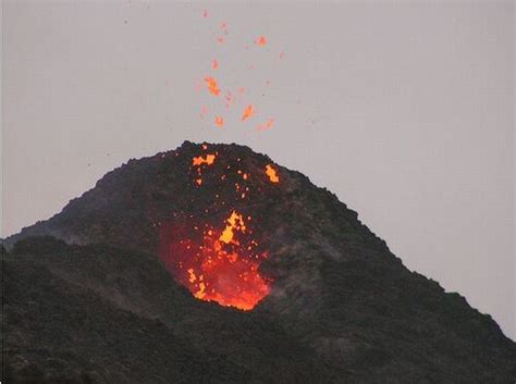 Volcanic eruptions (50 pics) - Izismile.com