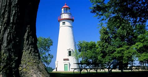 Marblehead Lighthouse Historical Society (Marblehead) - Visitor ...