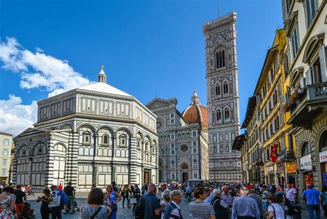 Things to do in Piazza del Duomo in Florence, Italy - Archievald Blog