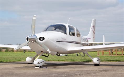 2000 Cirrus SR20 G1 For Sale In England UK 1031 AvBuyer